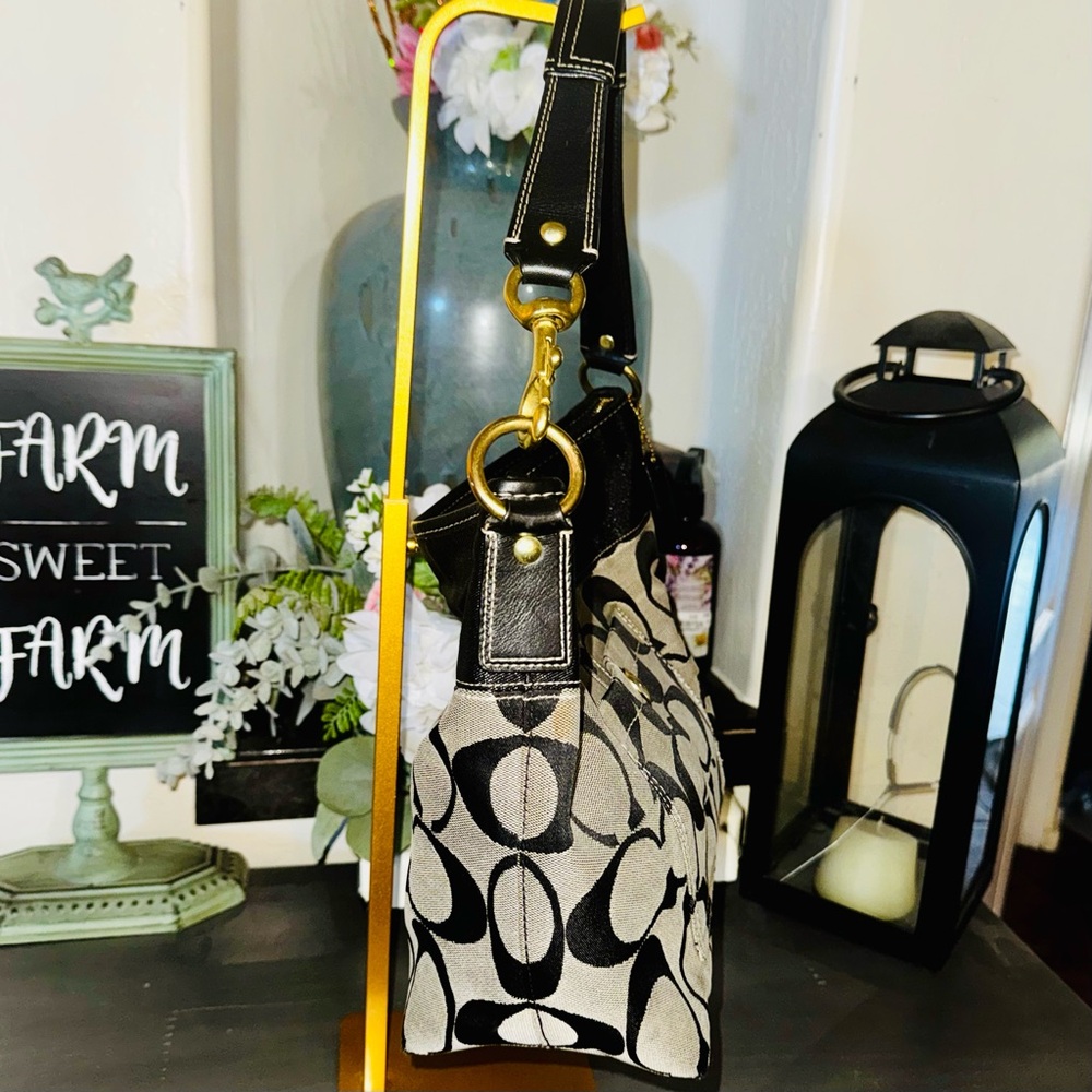 Coach signature canvas Hobo shoulder bag Black and Gray Patterned 2007 EUC - Picture 4 of 14